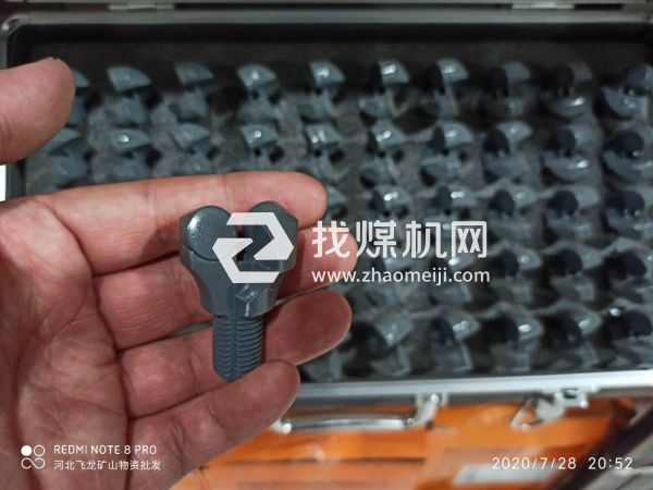 復(fù)合片金剛石鉆頭，型號(hào)齊全大量現(xiàn)貨供應(yīng)